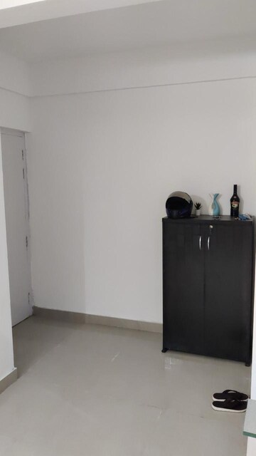 Furnished Amenities in 2 BHK Apartment at Suncity Avenue 76, Sector 76 – for Rent
