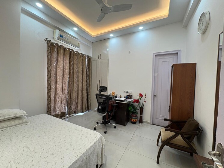 Living Room, 3c-lotus-boulevard 3.5 Bedroom 1860 Sq.Ft. Apartment In Sector 100 Noida 8933797