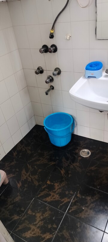Bathroom in 1 BHK Apartment at Montana CHS, Andheri West – for Rent