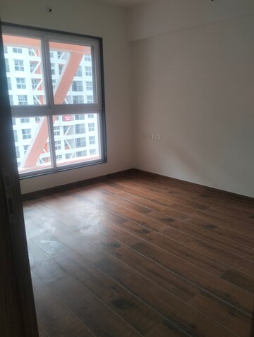 Room in 4 BHK Apartment at Unique K Town, Kiwale – for Rent