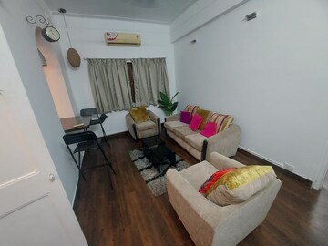 Living Room in 1 BHK Apartment at Khar West – for Rent