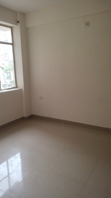 Room in 1 BHK Apartment at Lotus Homz, Sector 111 – for Rent
