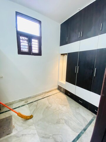 Bedroom in 1 BHK Builder Floor at Palam Vihar Residents Association, Palam Vihar – for Rent