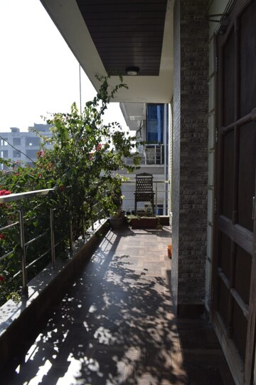 Balcony in 3 BHK Builder Floor at Kohli One Malibu Town, Sector 47 – for Rent