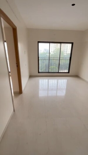 Room in 2 BHK Apartment at Andheri West – for Sale
