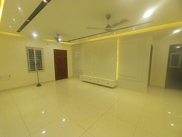 Room in 3 BHK Apartment at Sumadhura Horizon, Kondapur – for Rent