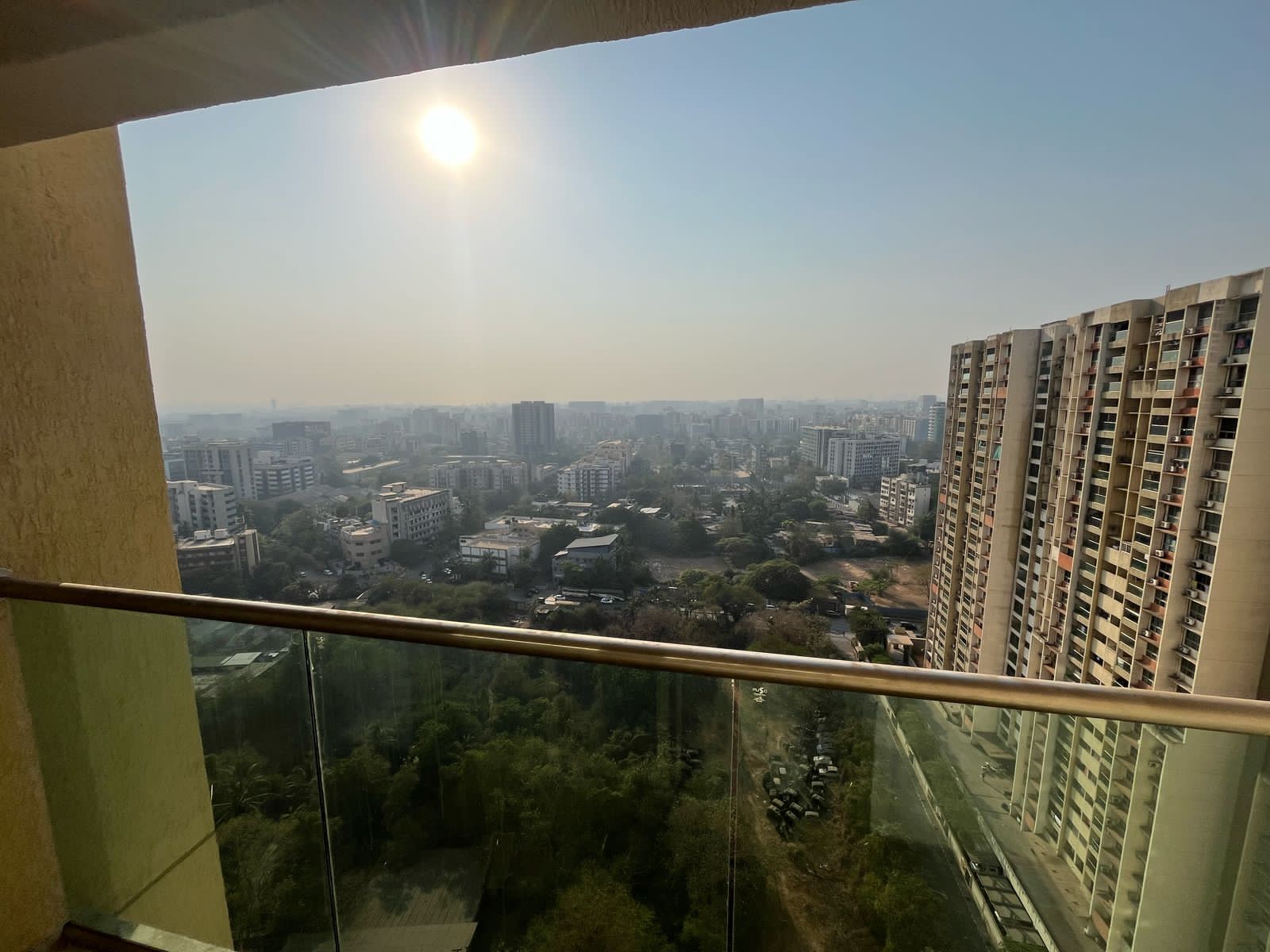 2 BHK 960 Sq.Ft. Apartment in DLH Metroview