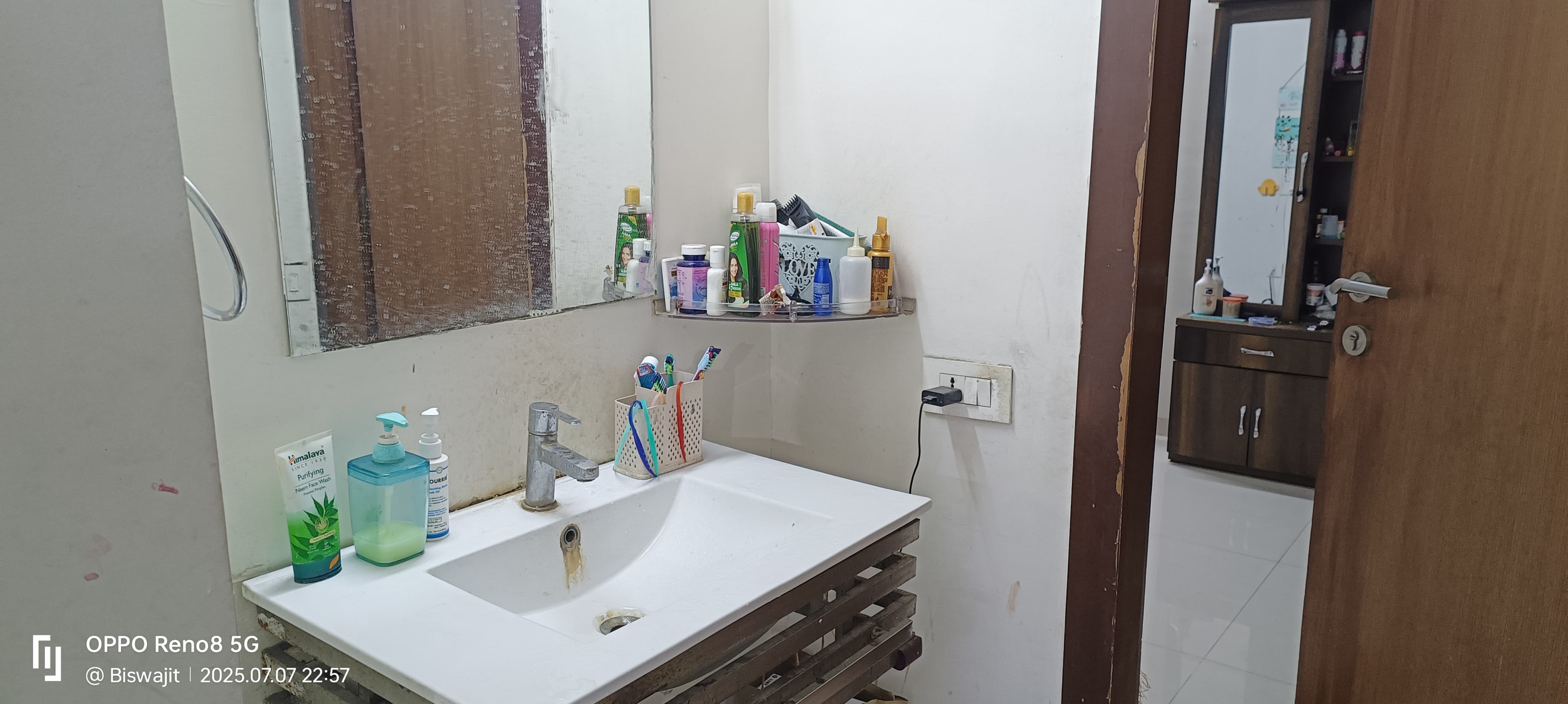 2 BHK 750 Sq.Ft. Apartment in Sun Sapphire