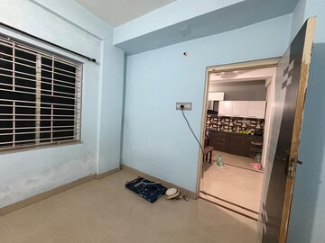 Room in 2 BHK Builder Floor at Behala – for Rent