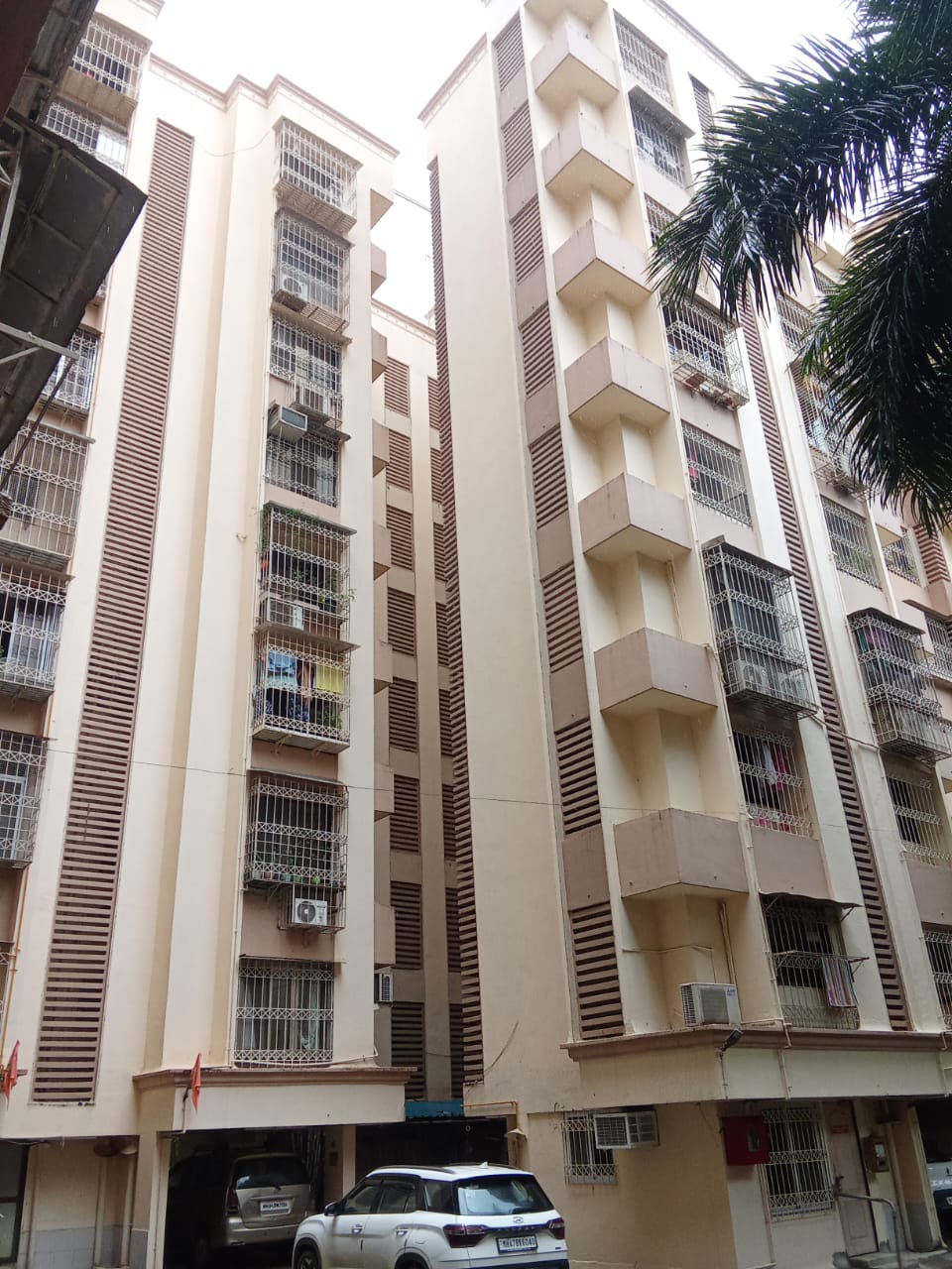 2 BHK 840 Sq.Ft. Apartment in Rustomjee Regency