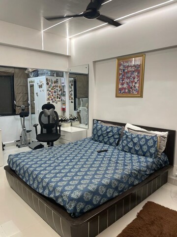 Bedroom in 2 BHK Apartment at Avinash Tower, Andheri West – for Rent