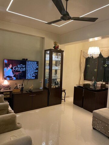 2 BHK Apartment For Rent in Avinash Tower, Andheri West