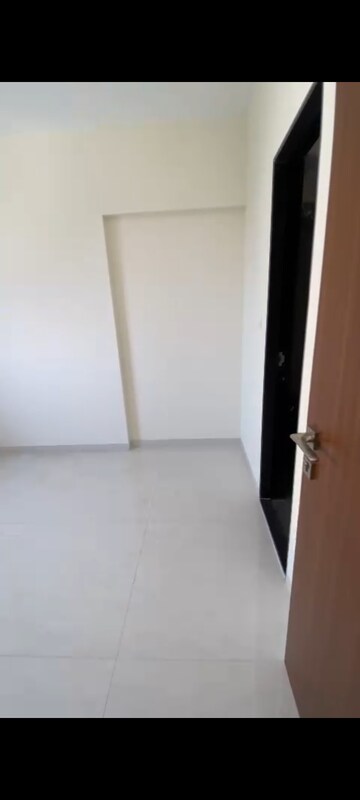 Room in 1 BHK Apartment at Hirani Om Sukhkarta Heights, Vikhroli East – for Rent