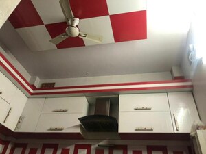 Furnished Amenities in 3.5 BHK Builder Floor at Mansarover Garden – for Sale