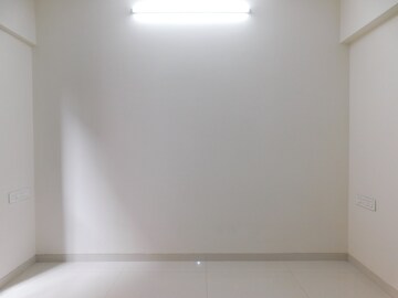 Room in 2 BHK Apartment at Anusmera Residences, Chembur – for Rent