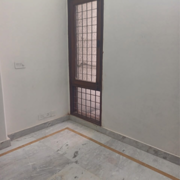 Room in 3 BHK Builder Floor at Saket – for Rent