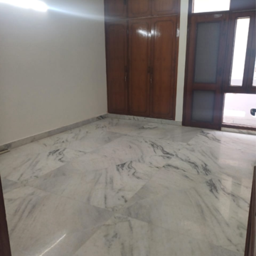 Room in 3 BHK Builder Floor at Saket – for Rent