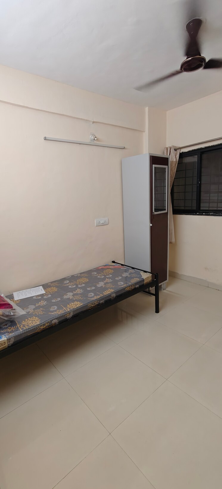 Room, gokhalenagar 1 Bedroom 480 Sq.Ft. Independent House In Gokhalenagar Pune 8934071