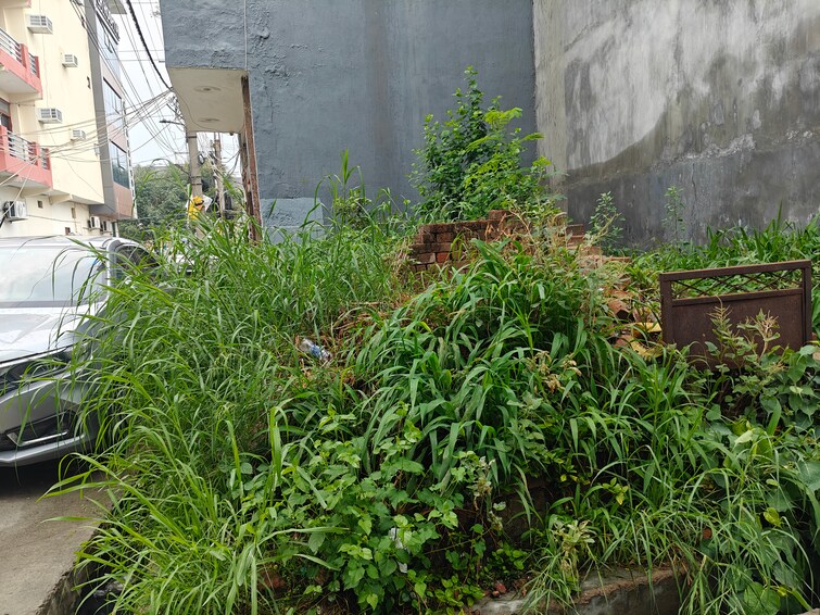 Cover Image, qutub vihar  40 Sq.Yd. Plot In Qutub Vihar Delhi 8934081