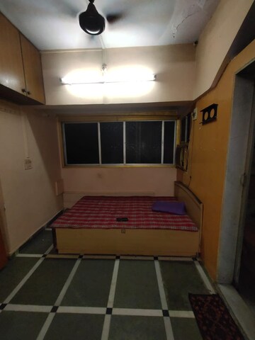 Bedroom in 1 RK Apartment at Silver Castle Andheri East, Andheri East – for Rent