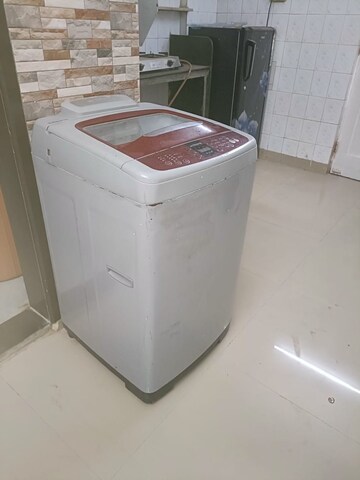 Furnished Amenities in 1 RK Apartment at Andheri Heights, Andheri East – for Rent
