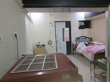 Bedroom in 1 RK Apartment at Andheri Heights, Andheri East – for Rent