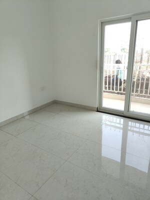 Room in 3 BHK Apartment at Avanti Vihar – for Sale