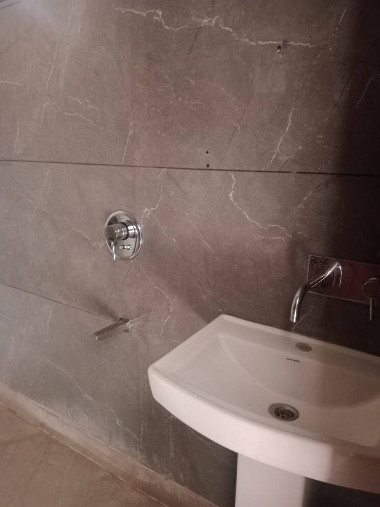 Bathroom, sector 25 2 Bedroom 1349 Sq.Ft. Builder Floor In Sector 25 Panipat 8934165