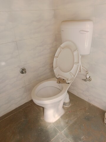 Bathroom in 1.5 BHK Builder Floor at Sector 12 – for Rent