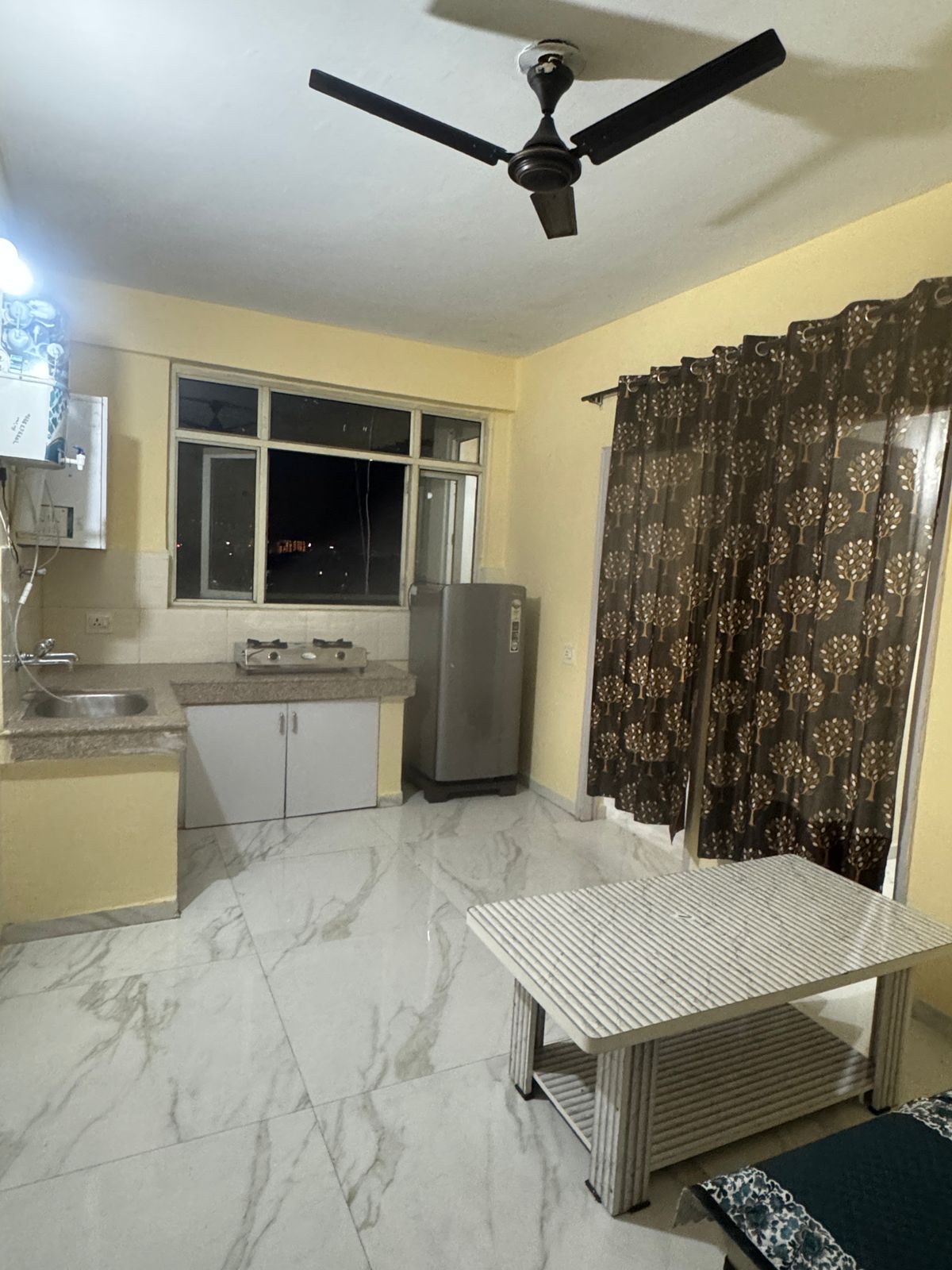 1 BHK + Extra Room Apartment For Rent in NK Savitry Enclave