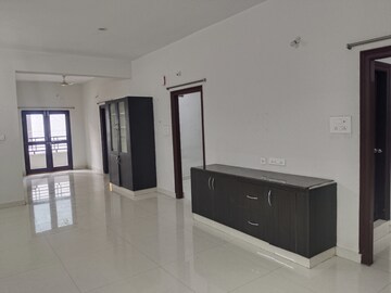 Room in 3 BHK Apartment at Ten Madhapur, Madhapur – for Rent