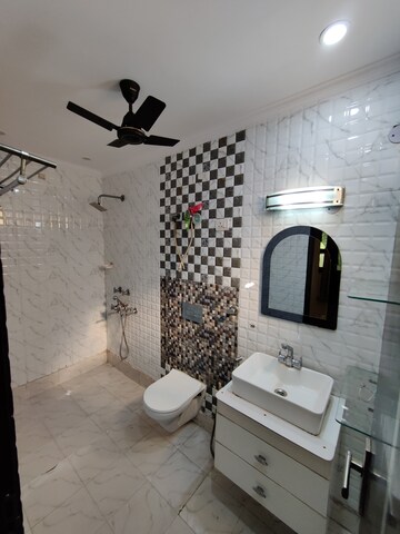 Bathroom in 2 BHK Apartment at Madhur Apartment, Paschim Vihar – for Rent