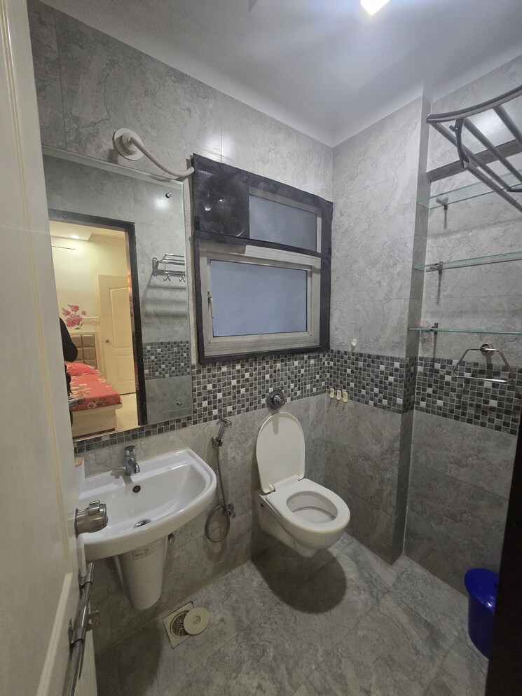 Bathroom, baner 3 Bedroom 1800 Sq.Ft. Apartment In Baner Pune 8934179