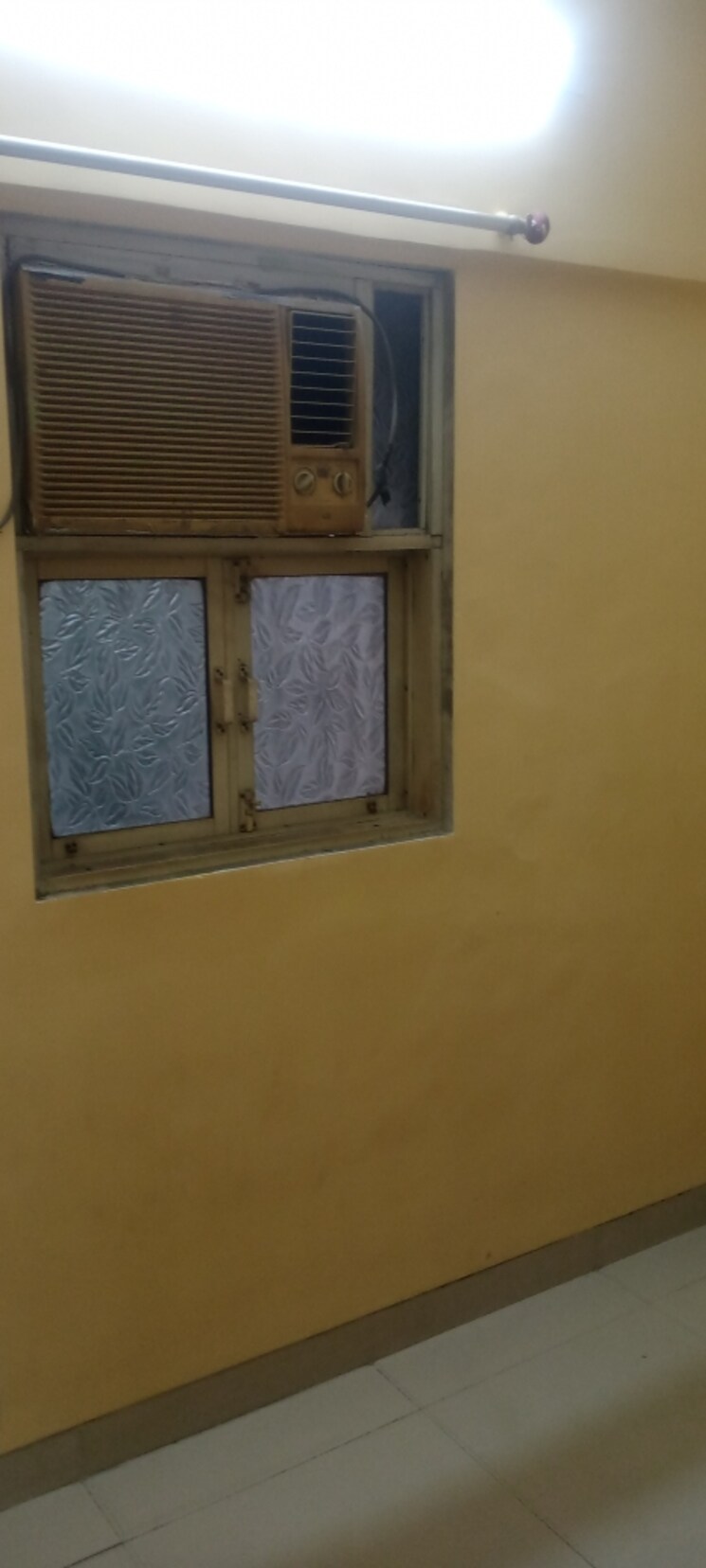 Room, ashirwad-co-operative-society 1.5 Bedroom 650 Sq.Ft. Apartment In Andheri East Mumbai 8934192