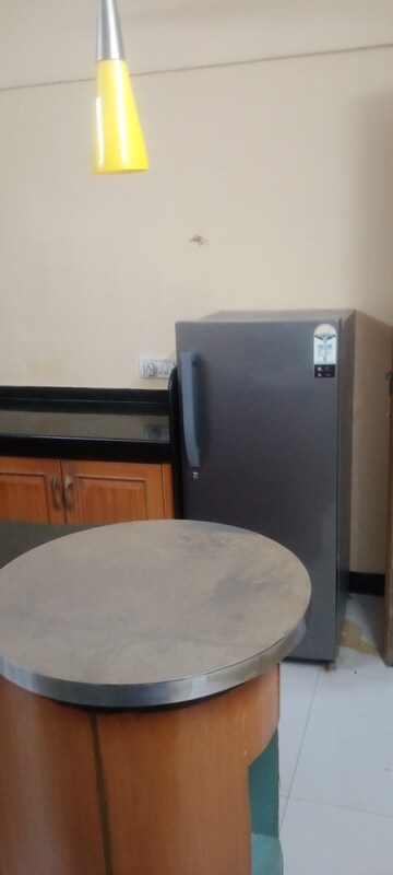 Furnished Amenities in 1.5 BHK Apartment at Ashirwad Co Operative Society, Andheri East – for Rent