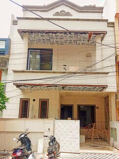 4 BHK + Pooja Room,Study Room Villa For Sale in Chitrakoot