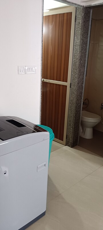 Furnished Amenities in 1 BHK Apartment at Kshitij CHS, Goregaon East – for Rent