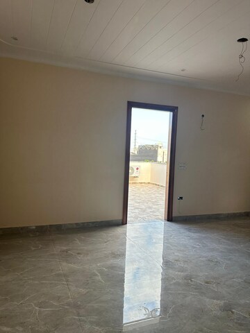 Room in 1 BHK Independent House at Sector 112 – for Rent