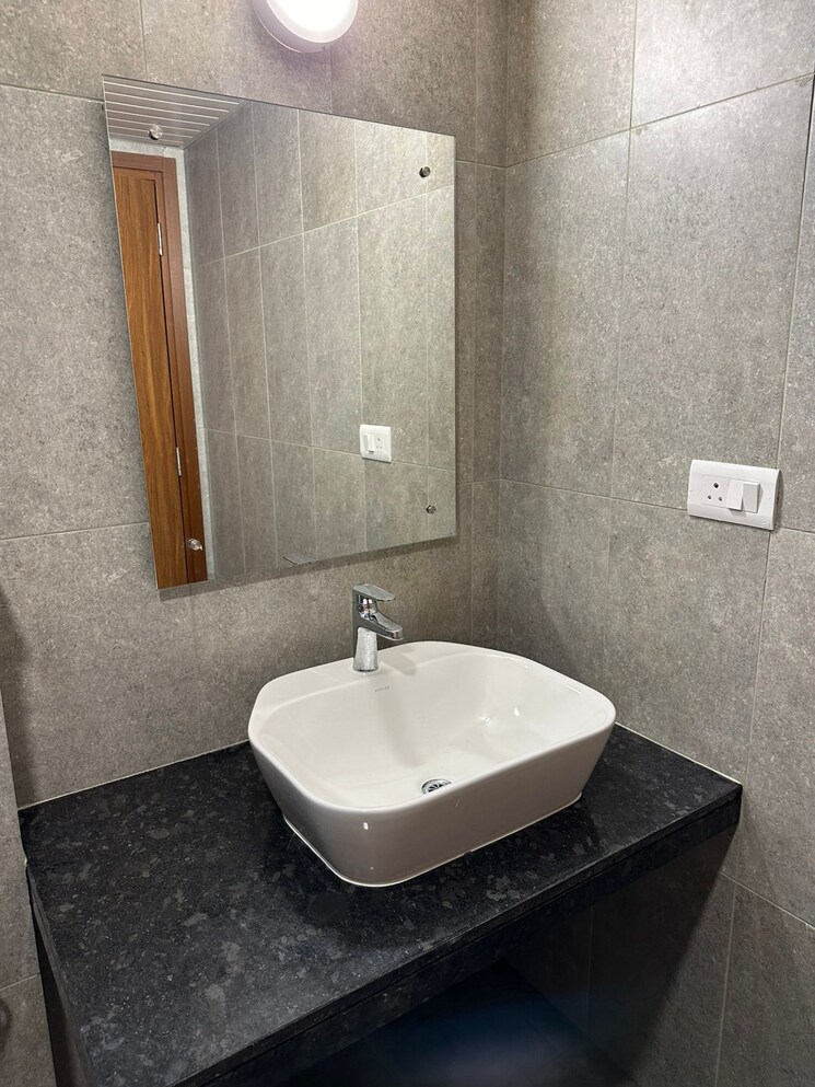 Bathroom, jayabheri-the-summit 3 Bedroom 1860 Sq.Ft. Apartment In Narsingi Hyderabad 8934248