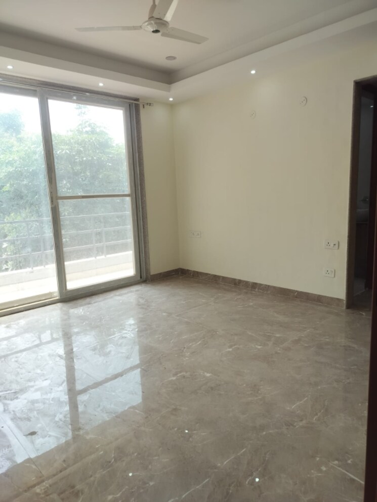 Room, dlf-star-tower 3.5 Bedroom 1500 Sq.Ft. Builder Floor In Sector 30 Gurgaon 8934265