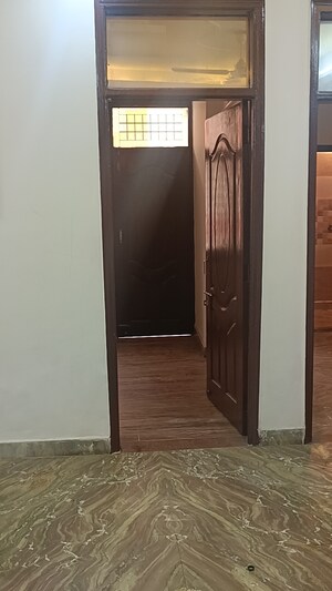 2 BHK Builder Floor For Sale in Shalimar Garden Extension I