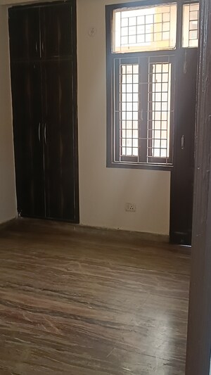 Room in 2 BHK Builder Floor at Shalimar Garden Extension I – for Sale