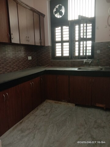 Kitchen in 2 BHK Builder Floor at Huda Market, Sector 31 – for Rent
