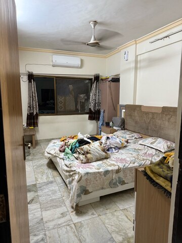 Bedroom in 2.5 BHK Apartment at Al-Shams Apartments CHS, Lbs Marg – for Sale