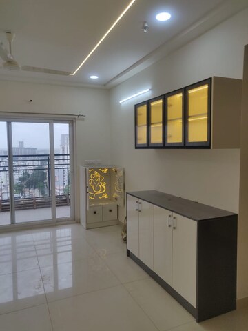 Room in 3 BHK Apartment at Prestige Tranquil, Kokapet – for Rent