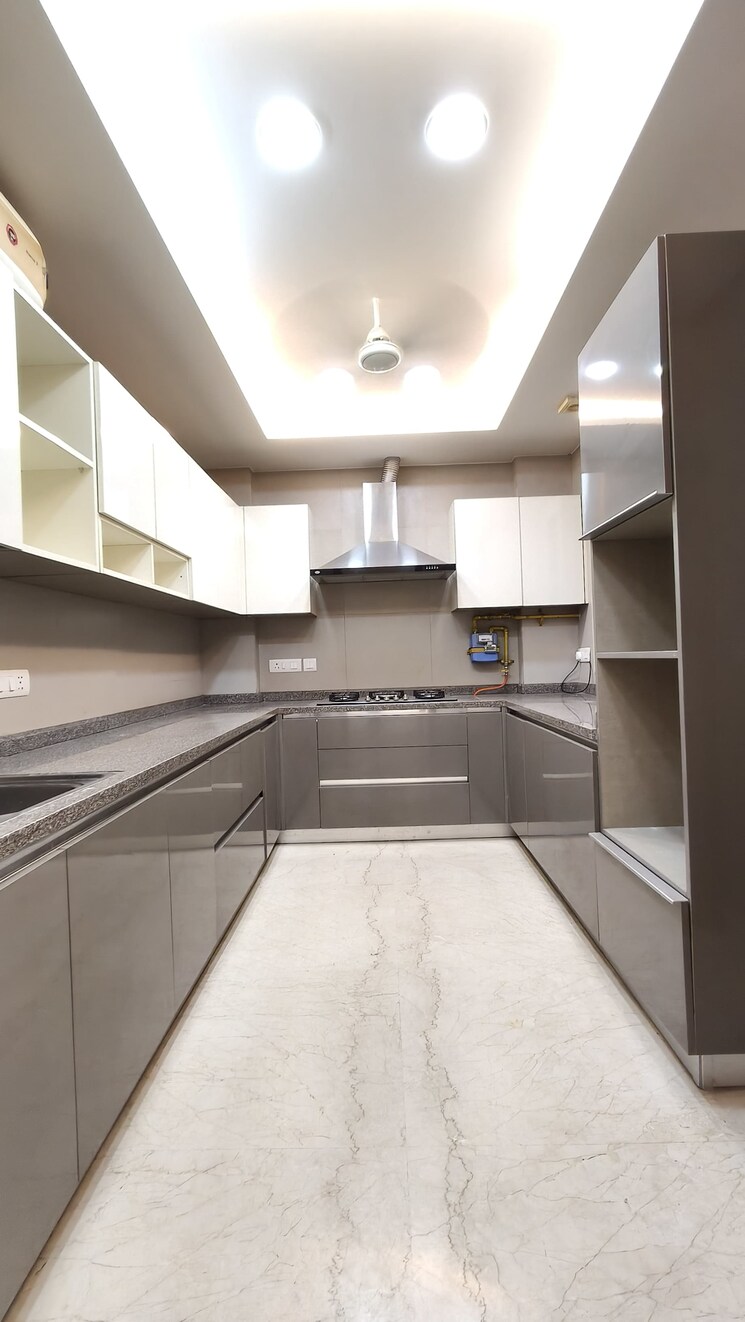 Kitchen, safdarjung enclave 3 Bedroom 1600 Sq.Ft. Builder Floor In Safdarjung Enclave Delhi 8934474