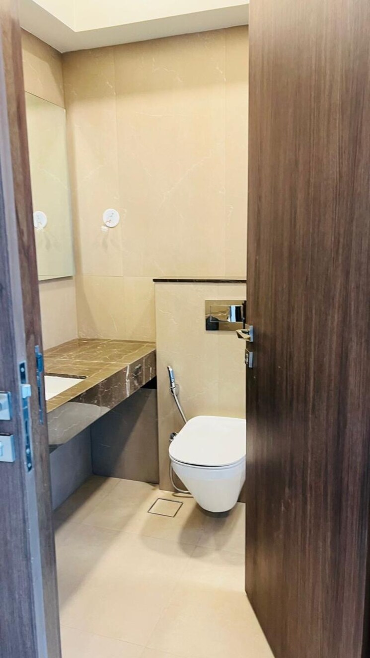 Bathroom, piramal-aranya 2 Bedroom 1087 Sq.Ft. Apartment In Byculla Mumbai 8934441