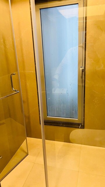 Furnished Amenities in 2 BHK Apartment at Piramal Aranya, Byculla – for Rent