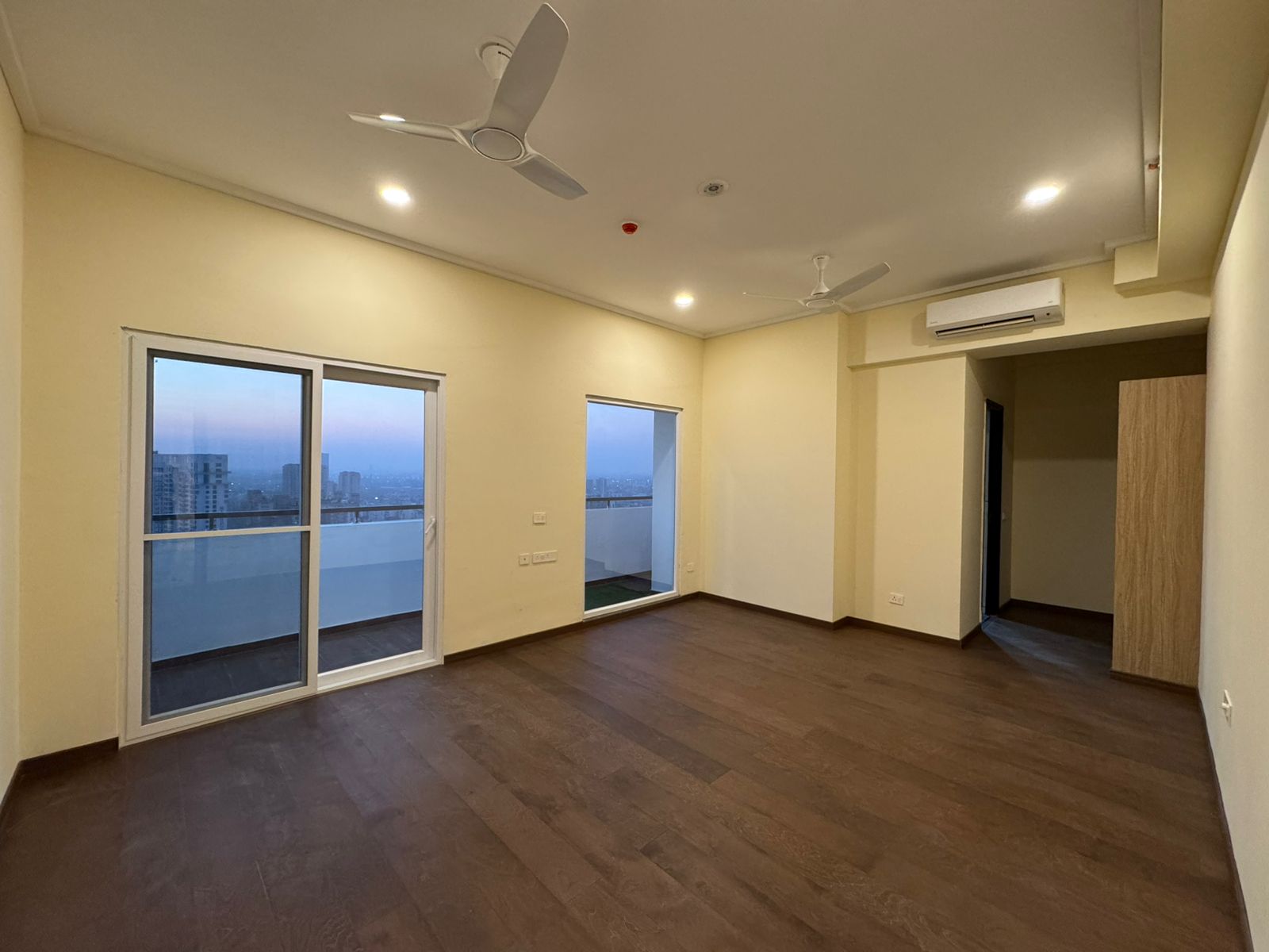 2 BHK Villa For Rent in Sector 55