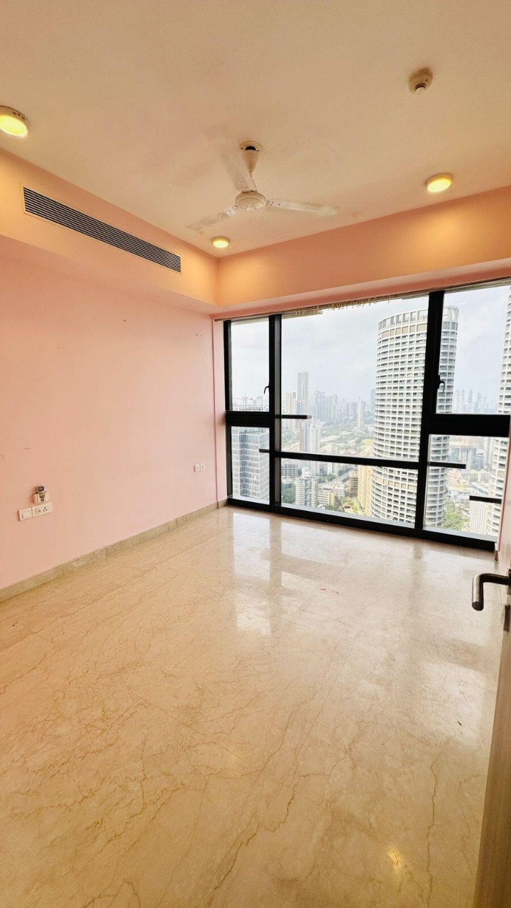 4 BHK + Servant Room,Study Room Apartment For Rent in Lodha Marquise